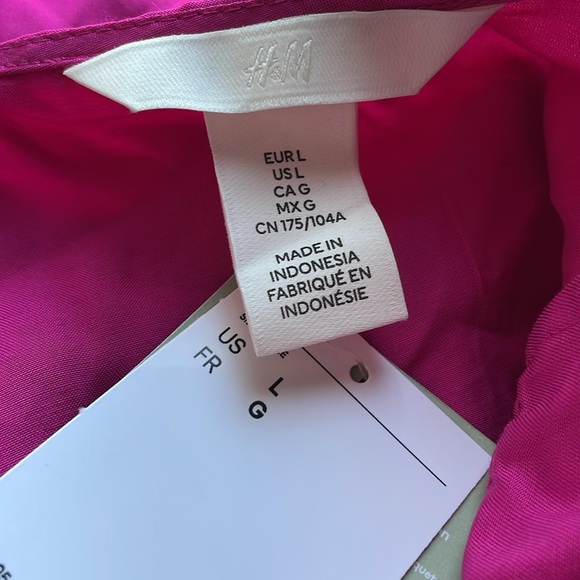 H&M Women’s Faux Wrap Pink Mini Dress - Picture 3 of 3